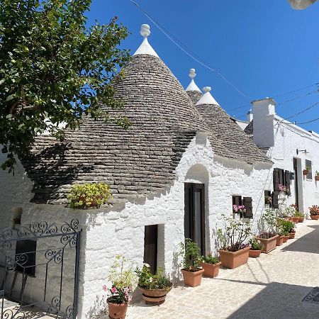Villa Trullo "Vicolo Fiorito" Alberobello Exterior foto